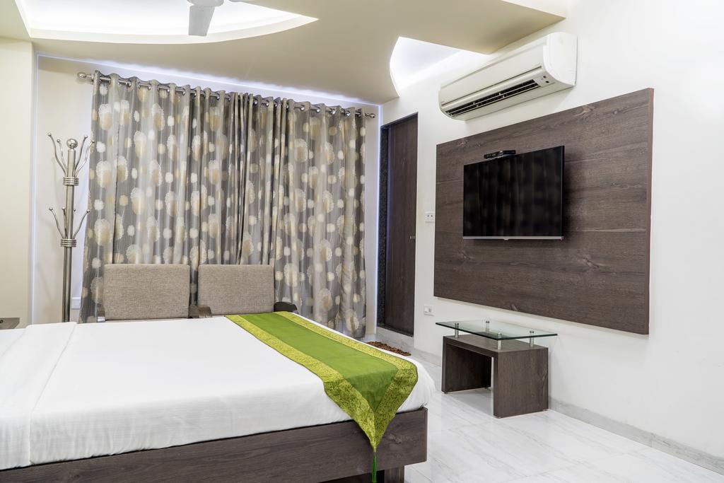 Treebo Unity Hotel Ahmedabad Exterior foto