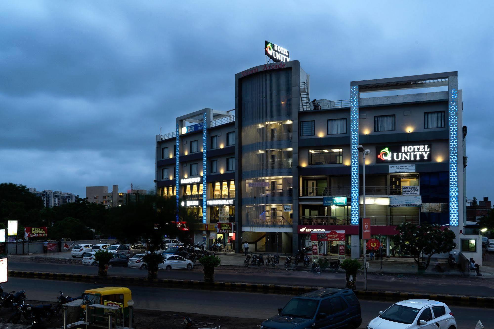 Treebo Unity Hotel Ahmedabad Exterior foto