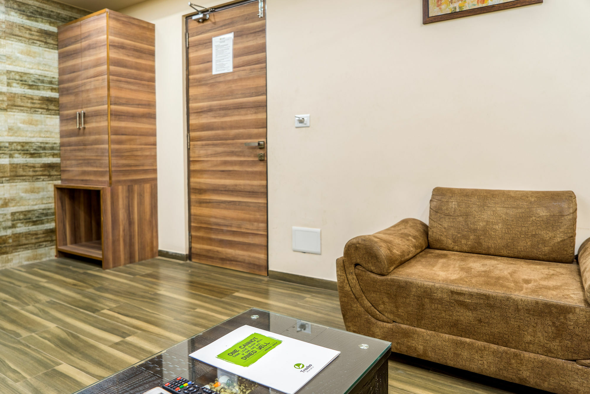 Treebo Unity Hotel Ahmedabad Exterior foto