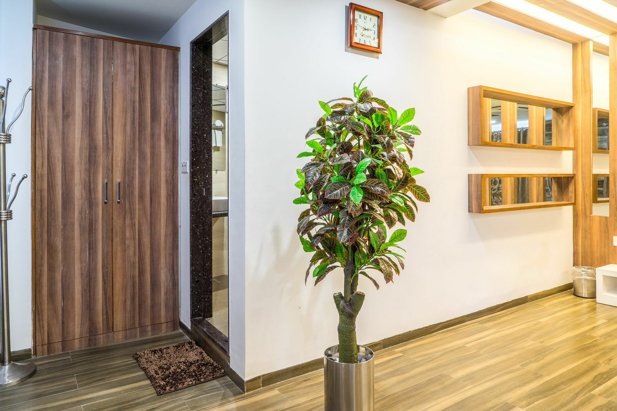 Treebo Unity Hotel Ahmedabad Exterior foto